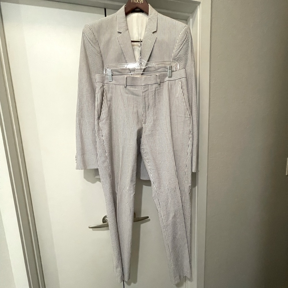 Kenneth Cole Seersucker Suit